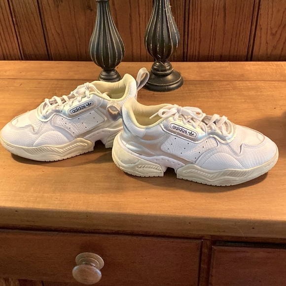 ADIDAS leather platform SUPERCOURT shoes. Size 8.5. Only worn a few times. - Picture 3 of 6